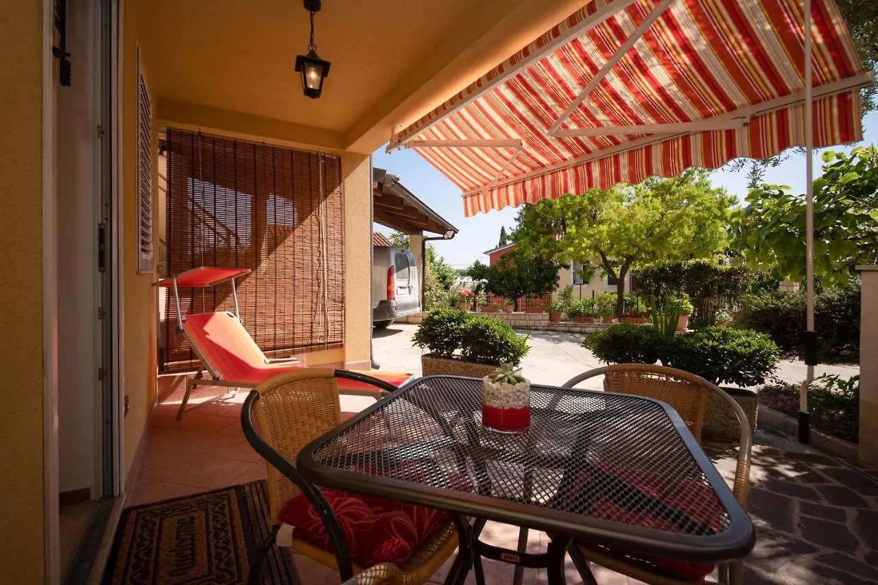 Studio Apartment In Vrsar I