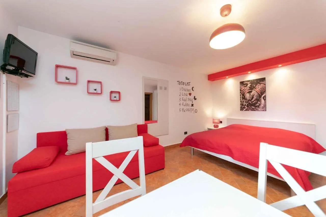 Studio Apartment In Vrsar I