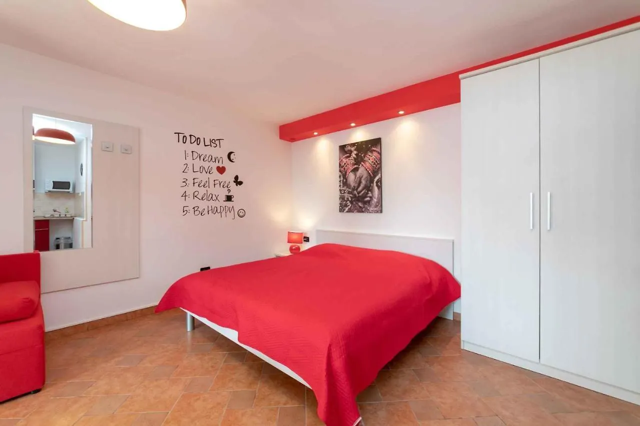 Studio Apartment In Vrsar I 0*,