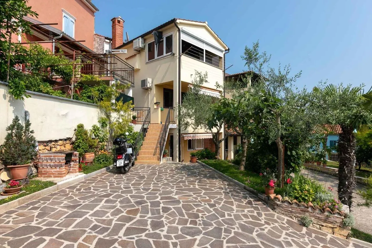 Studio Apartment In Vrsar I