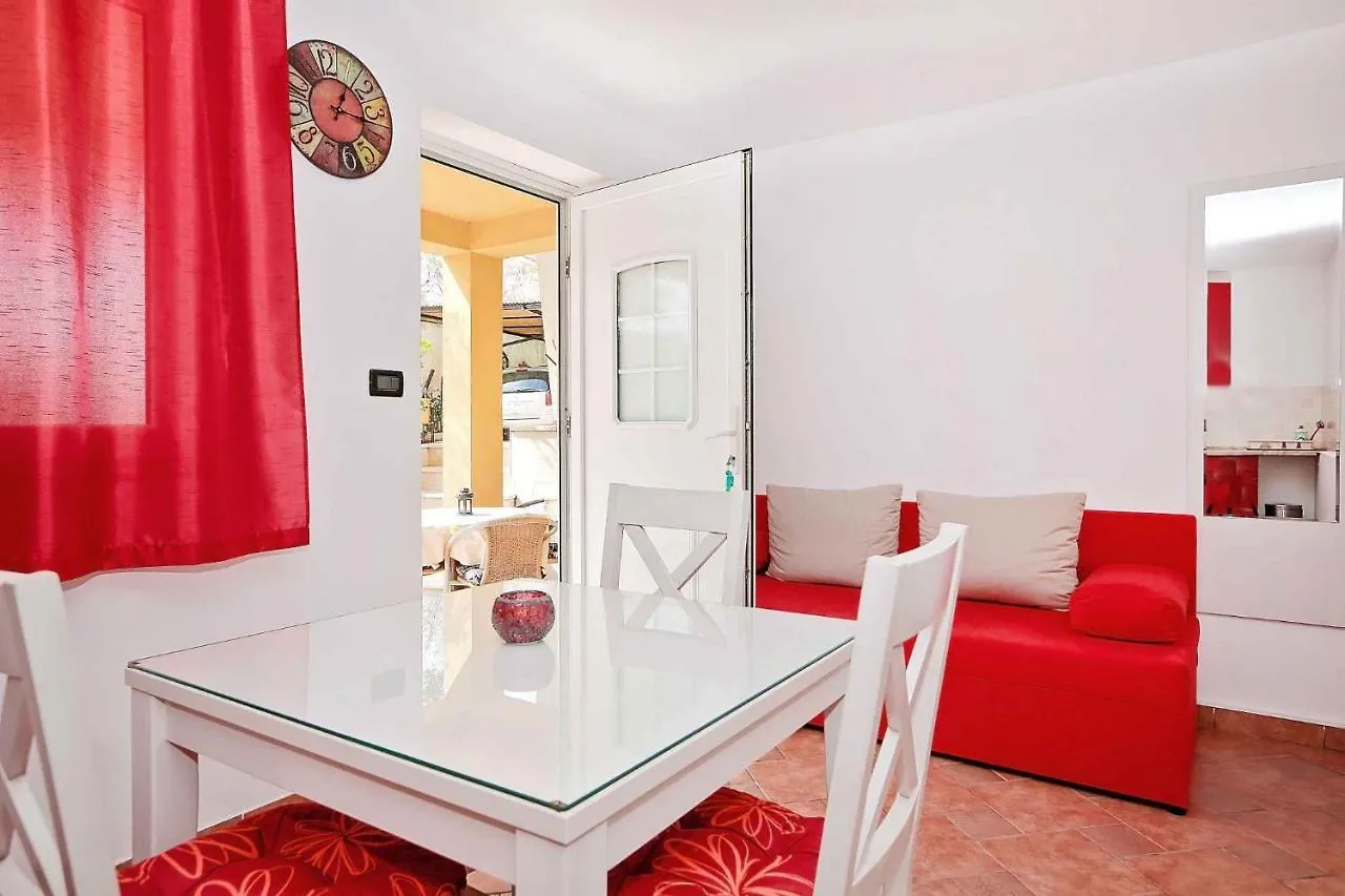 Studio Apartment In Vrsar I