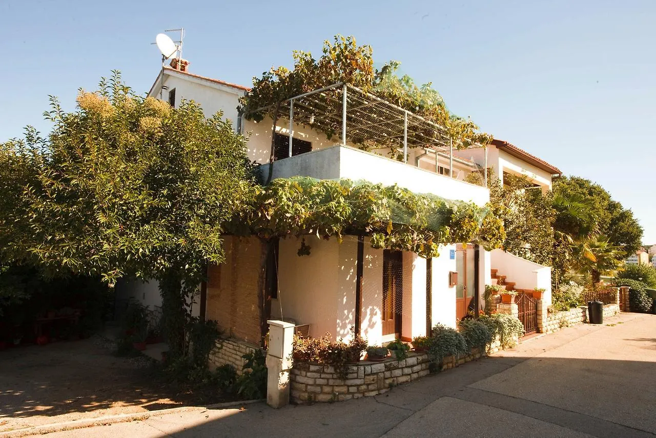 Studio Apartment In Vrsar I 0*,