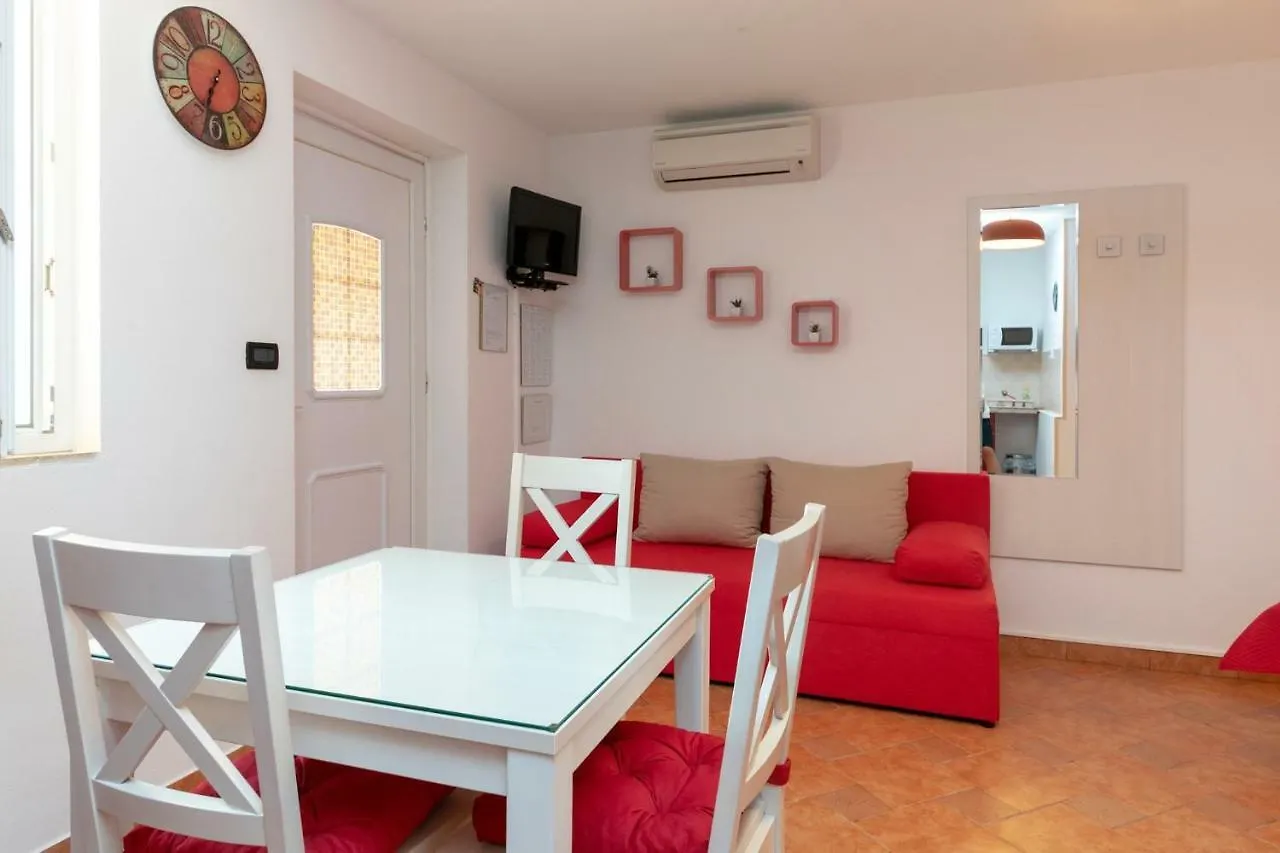 Studio Apartment In Vrsar I 0*,  Croatia