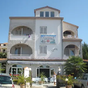 3* Vendégház Pansion Manuela