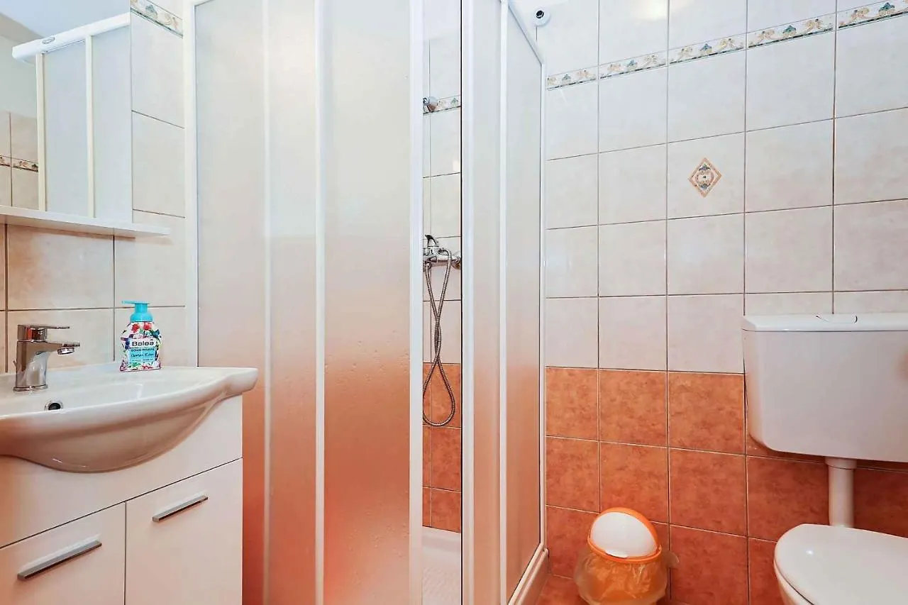 Studio Apartment In Vrsar I 0*,